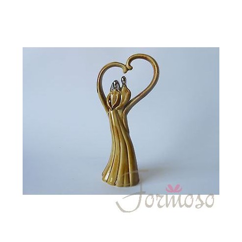 Coppia in ceramica smaltata marrone con cuore bomboniera h 230 mm art 02870